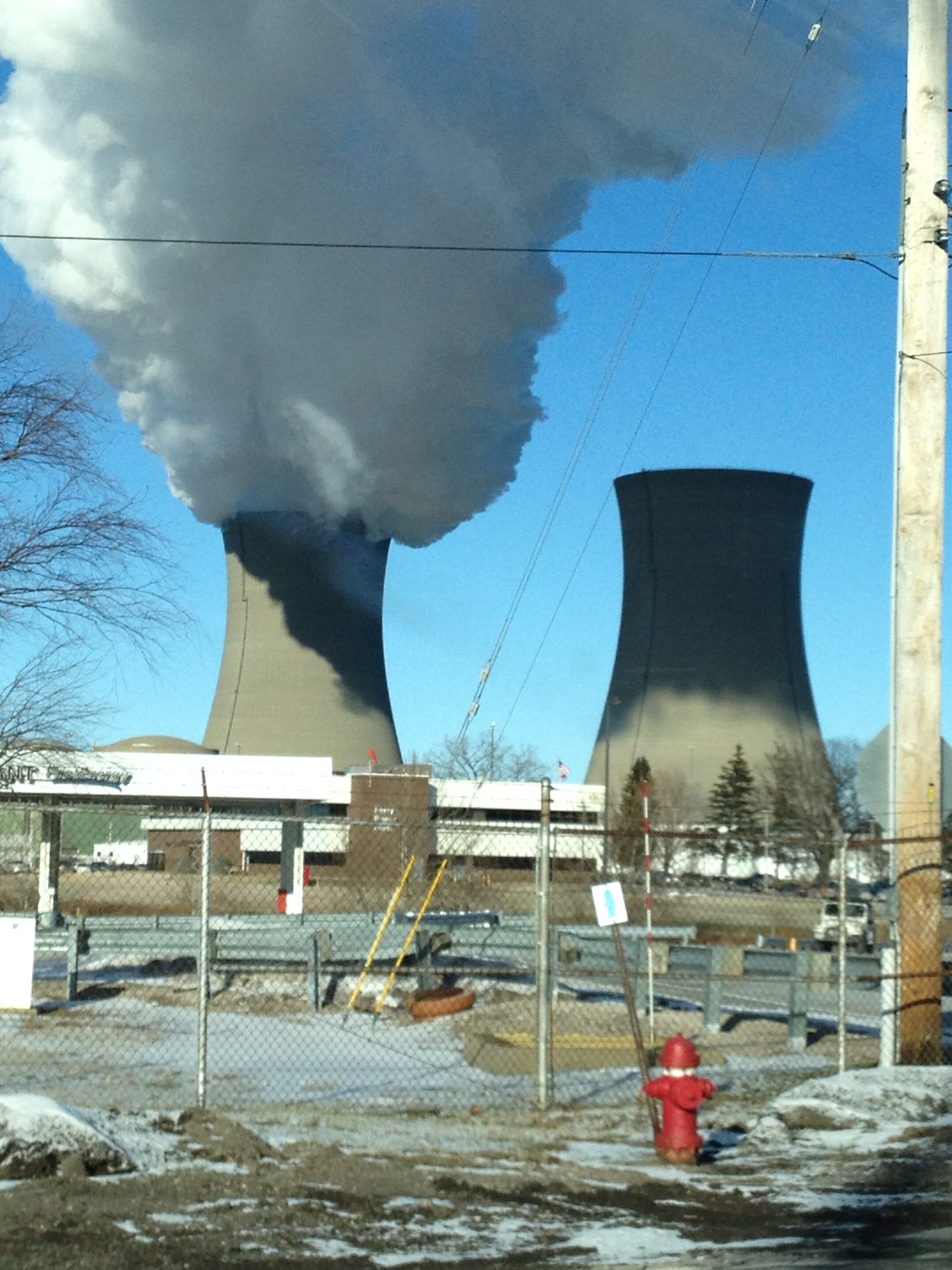 Lake County Neighbors unconcerned about Perry plant leak