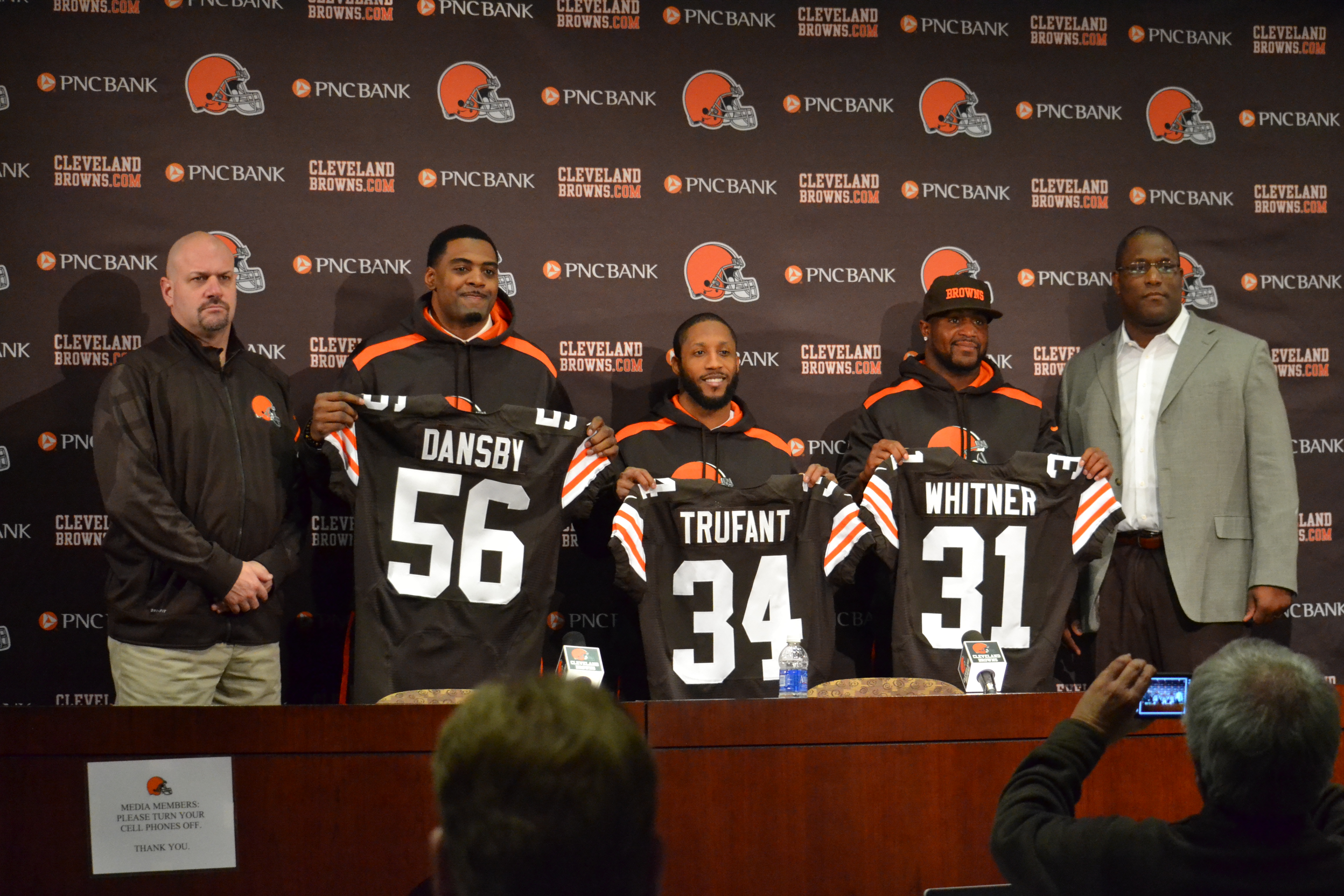 Cleveland Browns: Donte Whitner, Karlos Dansby talk about winning – Morning  Journal