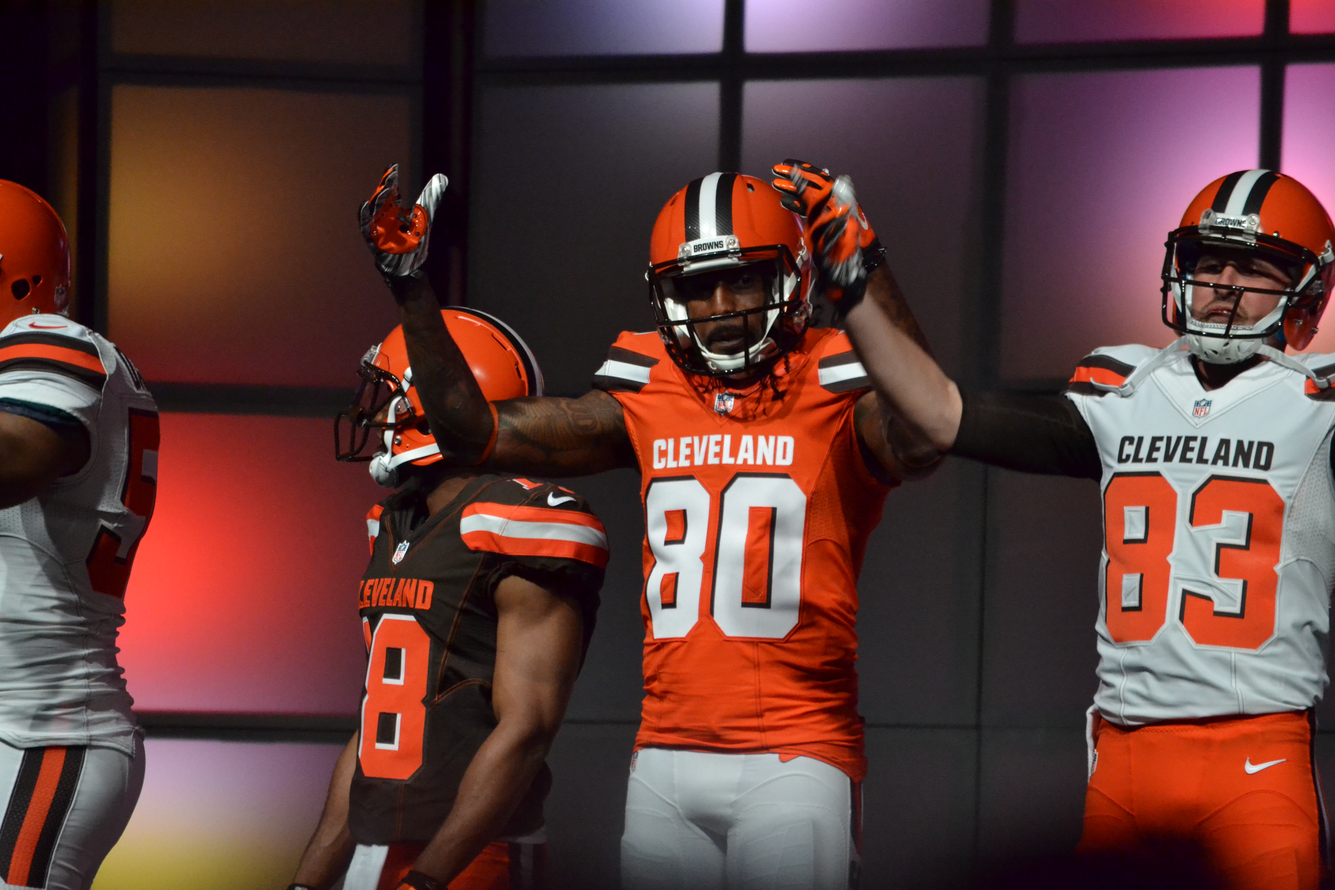 Cleveland Browns unveil new uniforms