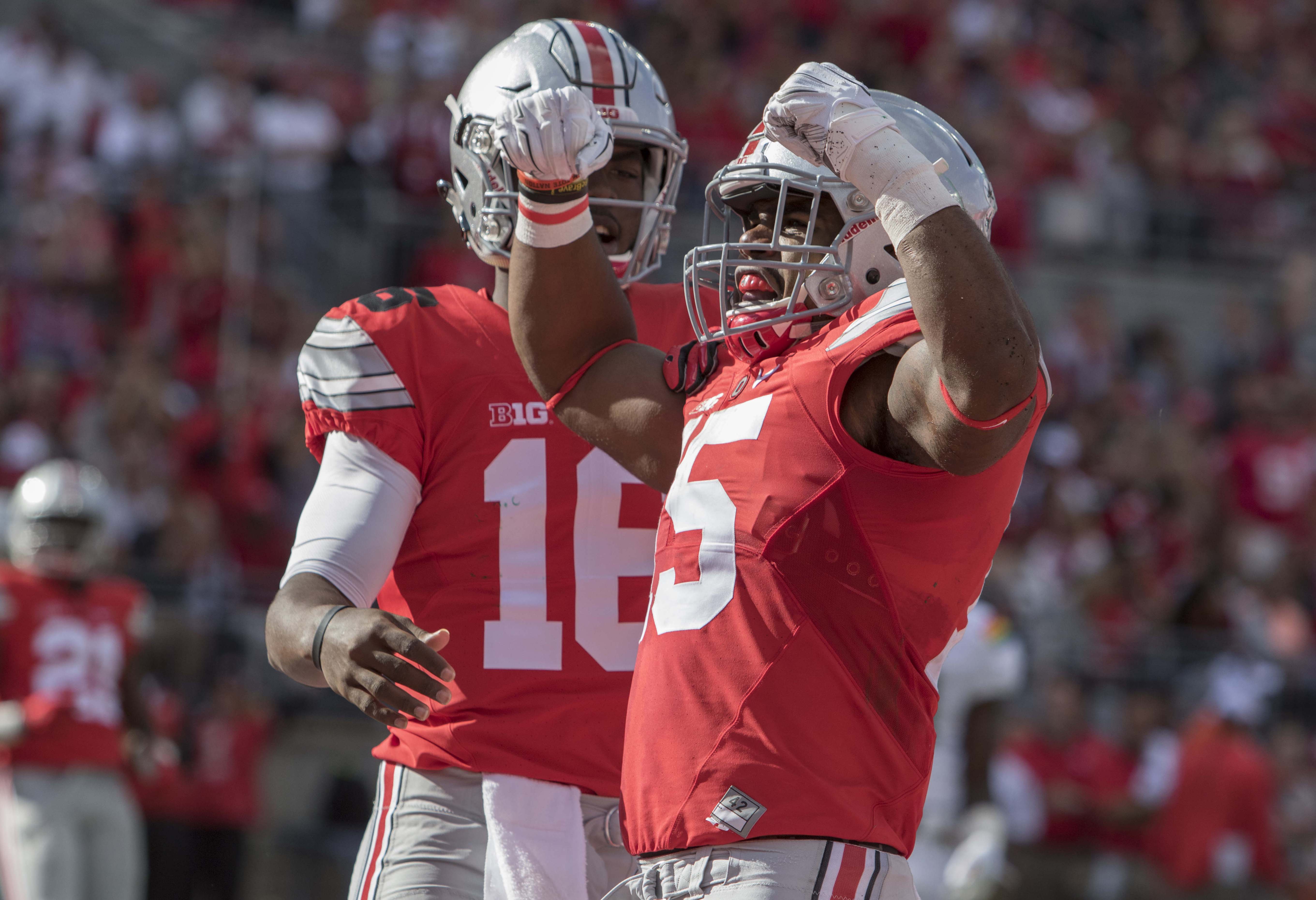 Ezekiel Elliott Autographed Ohio State Buckeyes Custom Jersey Inscribed  with 2014 CFP Stats