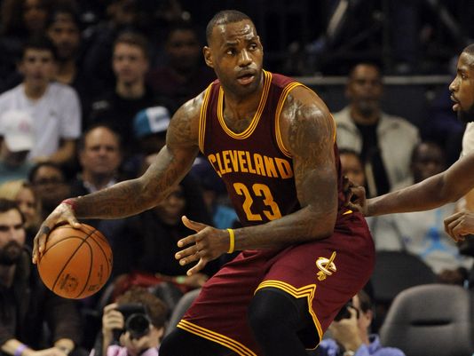 Cleveland Cavaliers: Why aren't the officials giving LeBron James