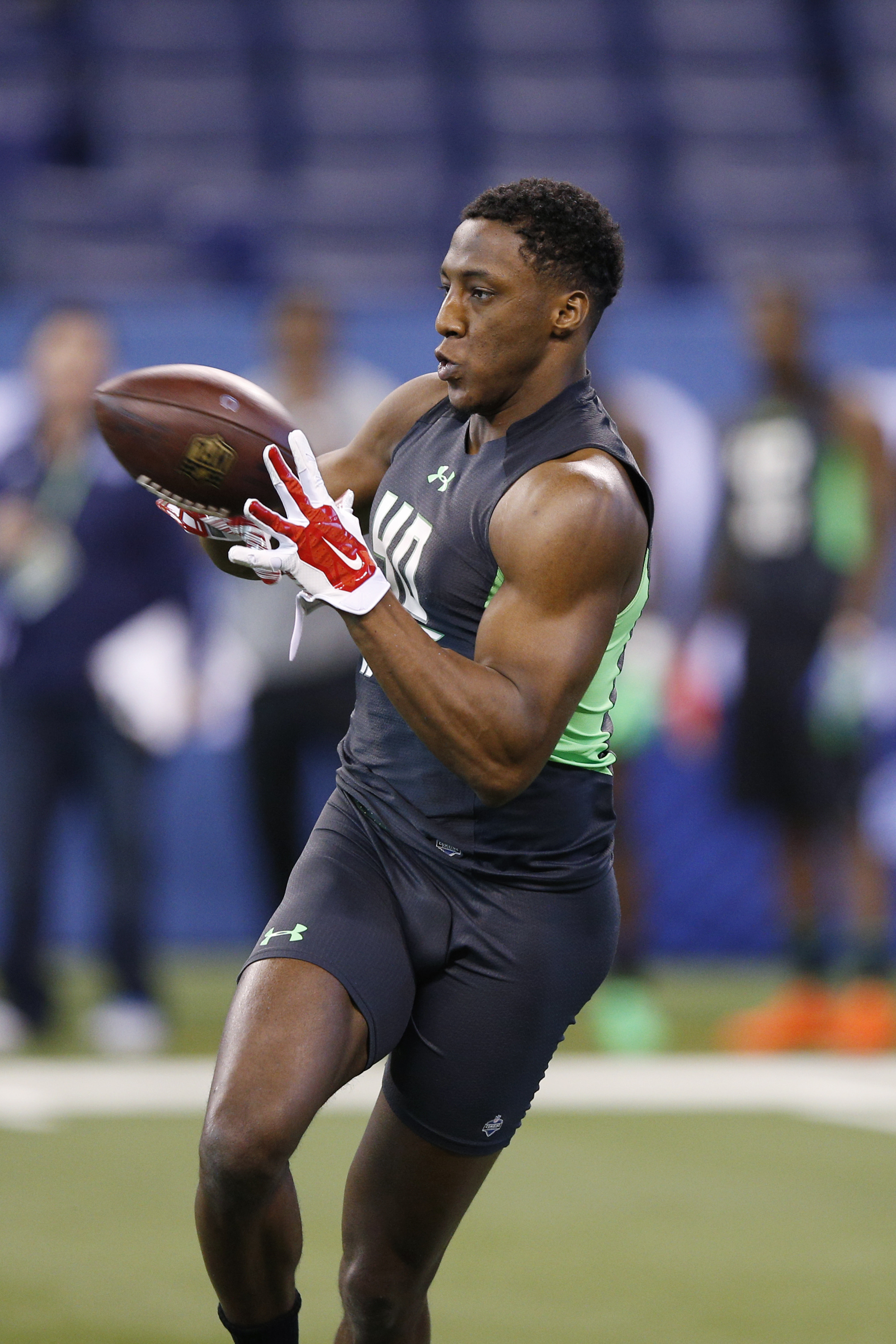 Top Performers: Wide Receivers at 2016 NFL Scouting Combine