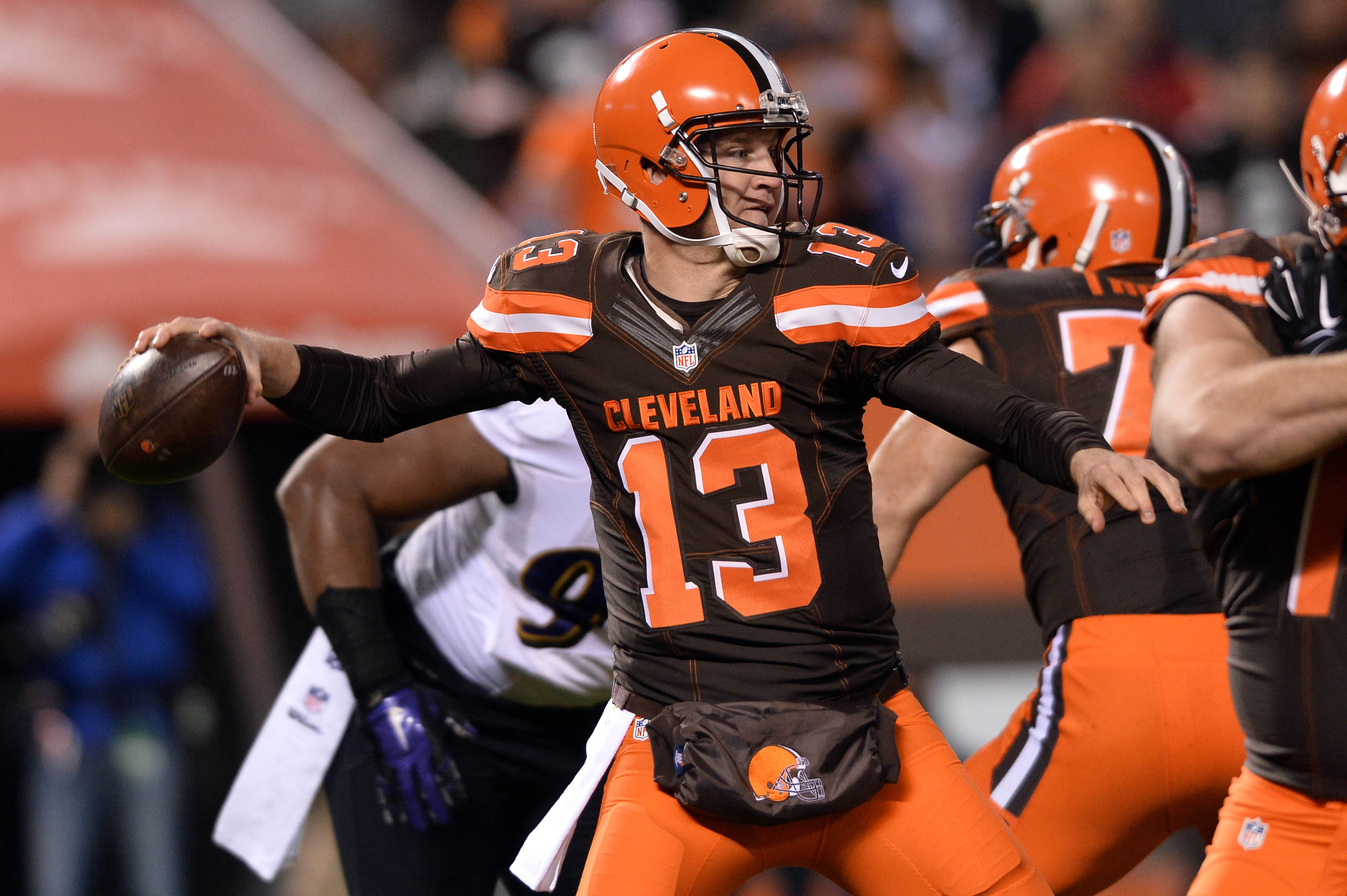 Cleveland Browns' Josh McCown expects to compete with RG3