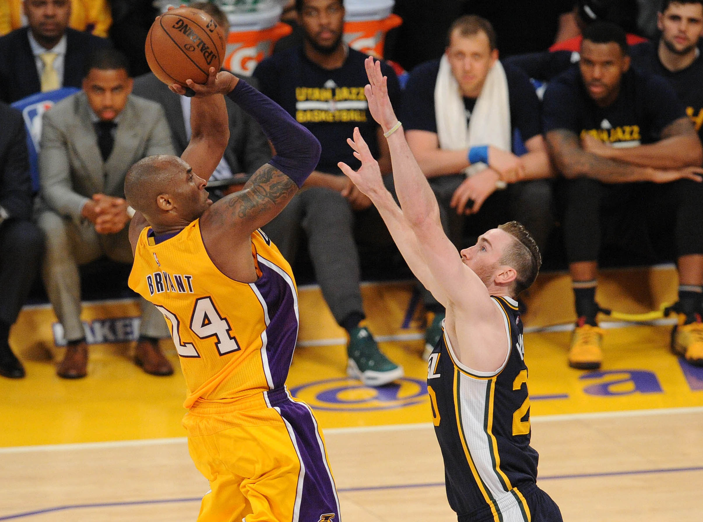 24 photos from Kobe Bryant's final game 