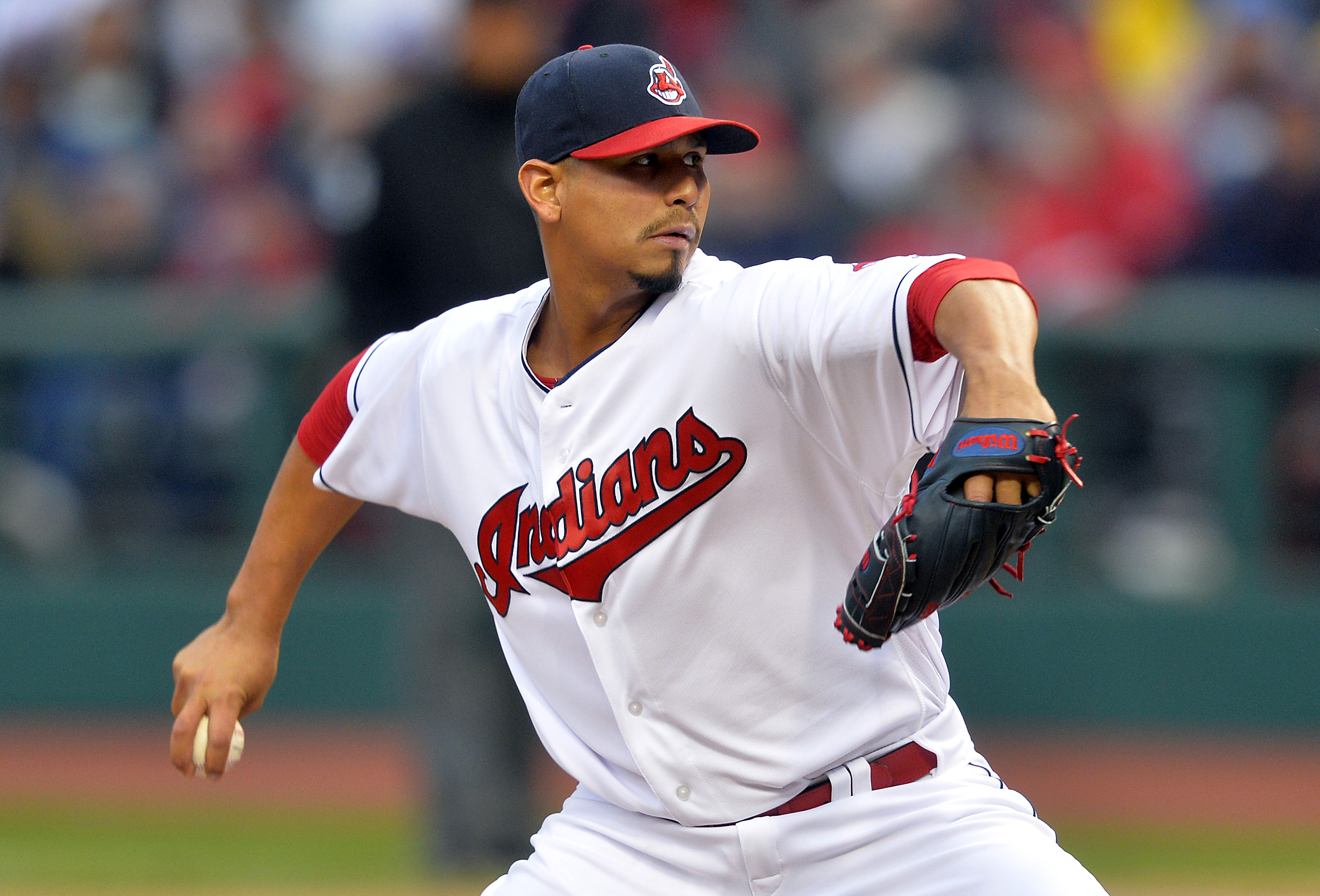 Cleveland Indians Francisco Lindor and Carlos Carrasco crash