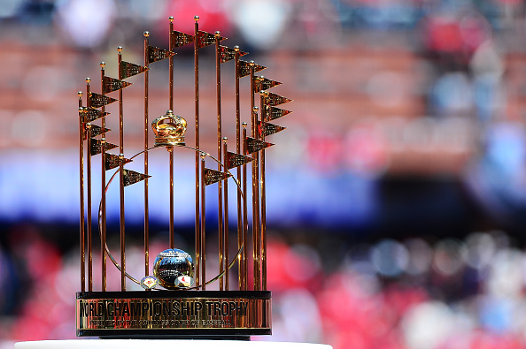 Watch: Is this how the Cubs' World Series Trophy broke?