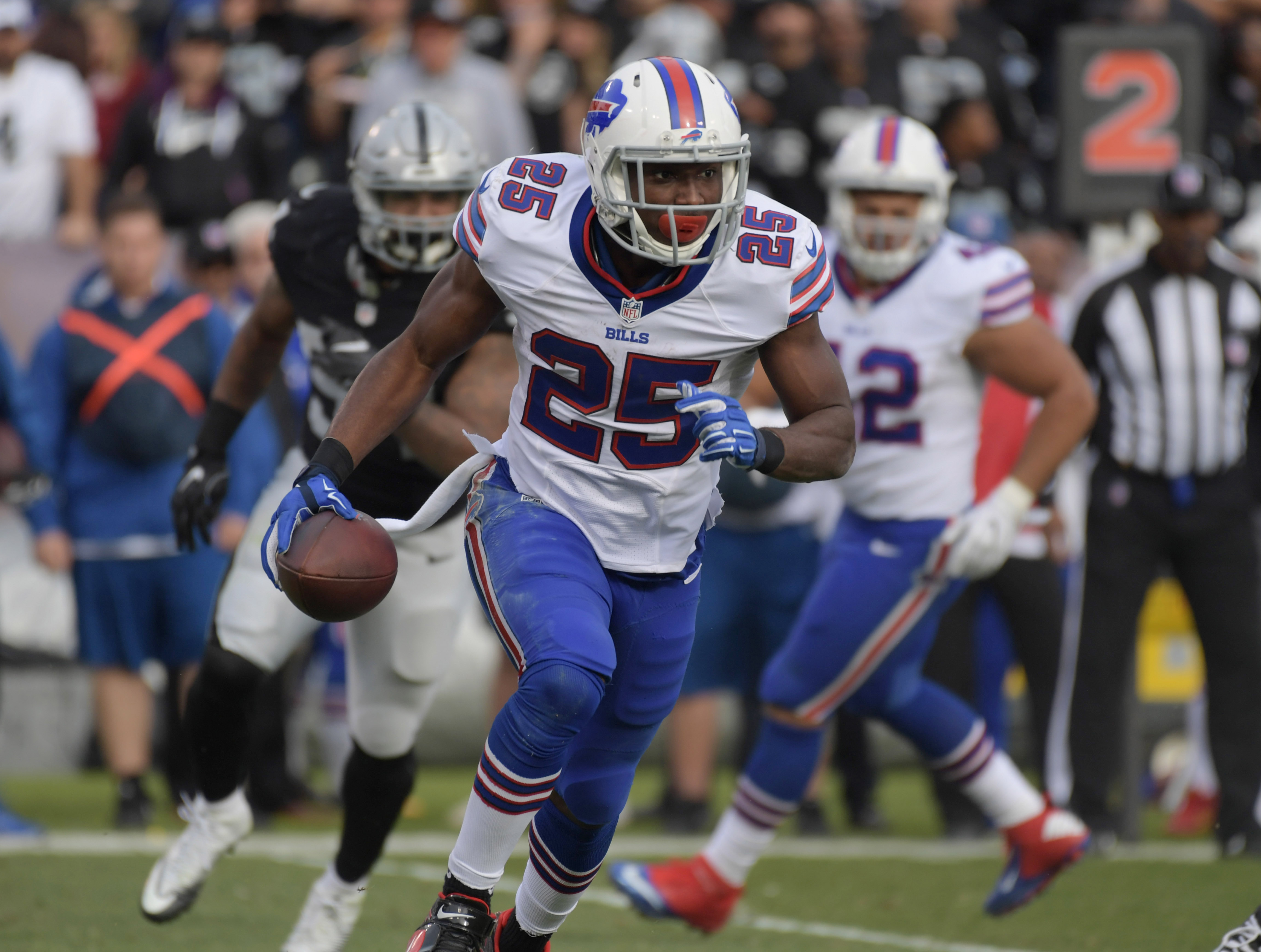 Buffalo Bills backs carry offense down the field