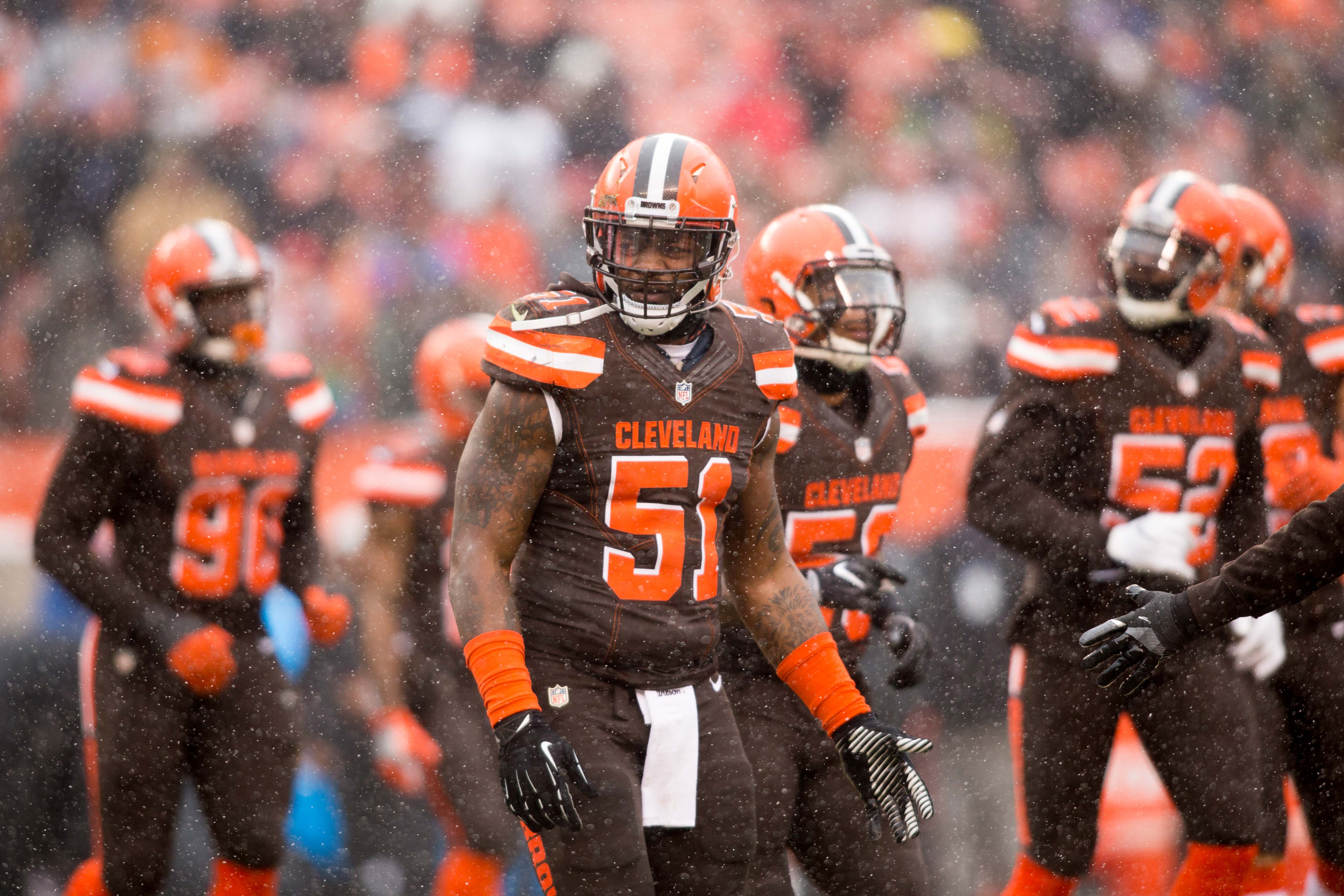 Cleveland Browns: Jamie Collins is dependable, accountable player