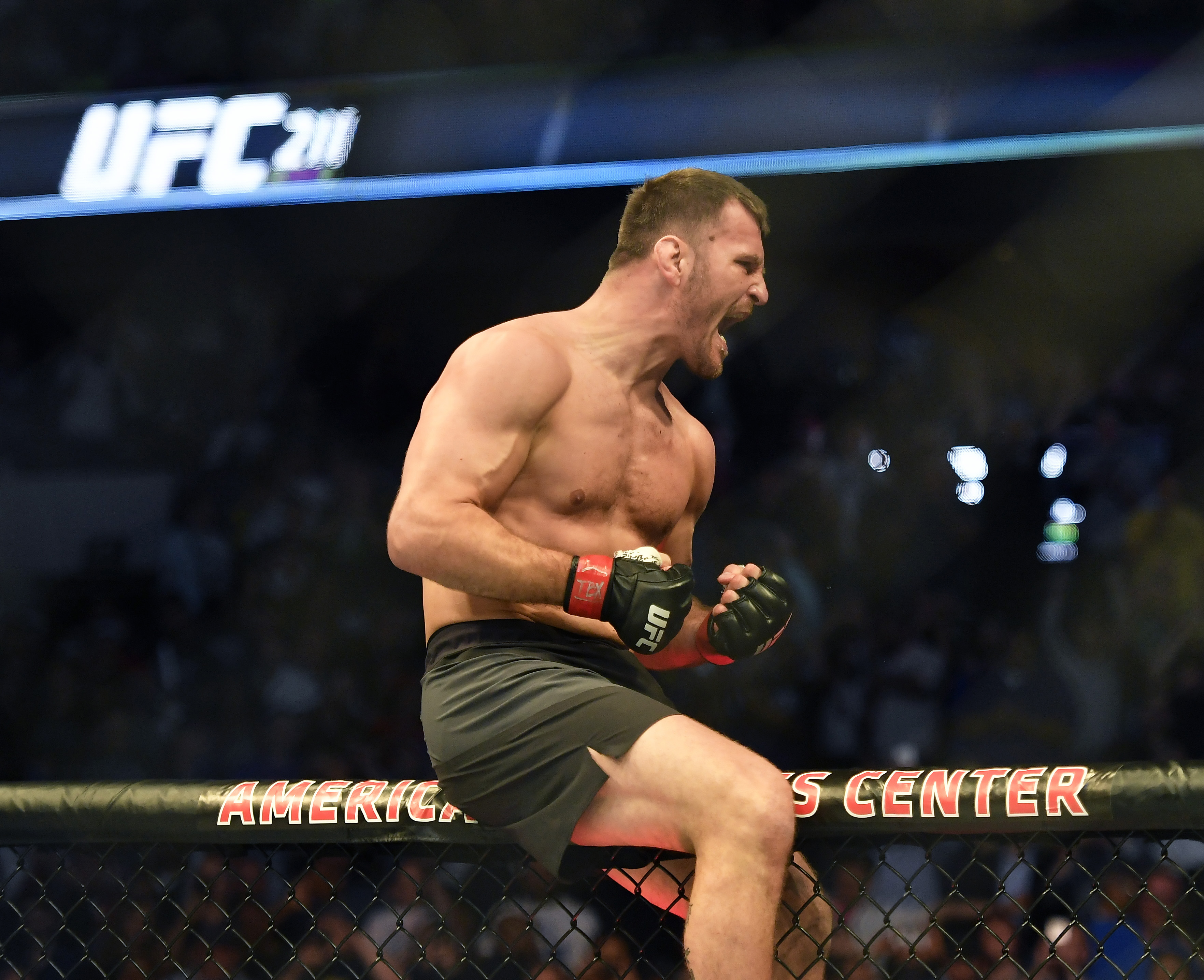 UFC Champ Stipe Miocic Garners Respect From Cleveland's Top Athletes ...