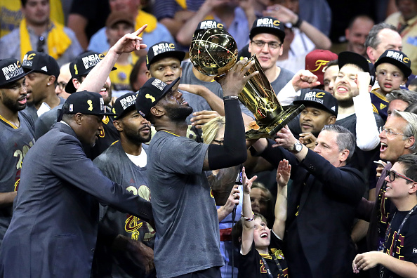 Warriors hold off Cavaliers to win NBA title