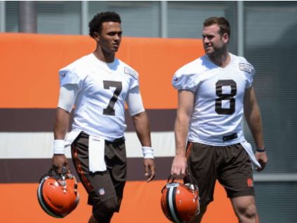 Kevin Hogan replaces DeShone Kizer as Cleveland Browns quarterback