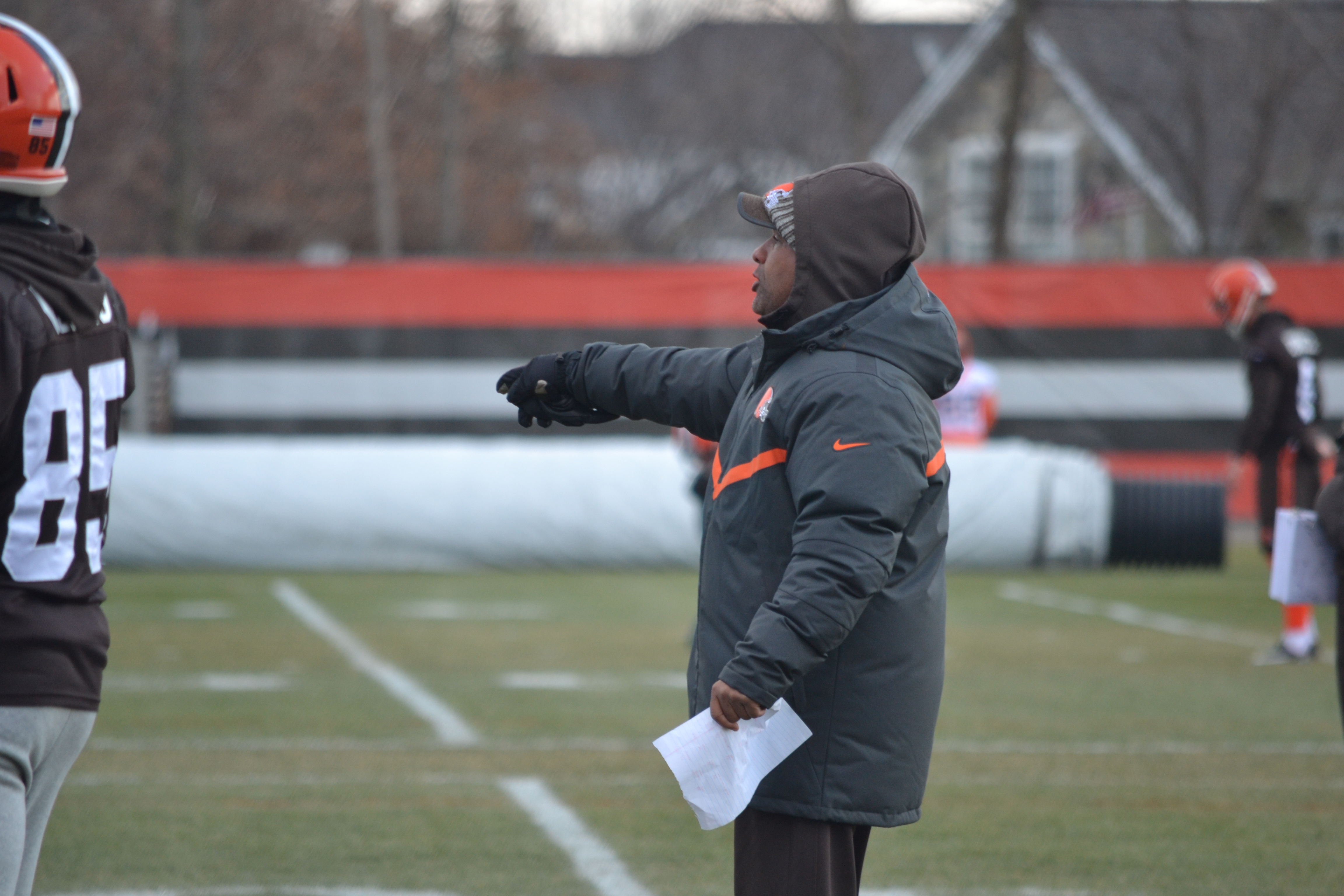 Cleveland Browns: Is Hue Jackson the worst coach in all major sports?