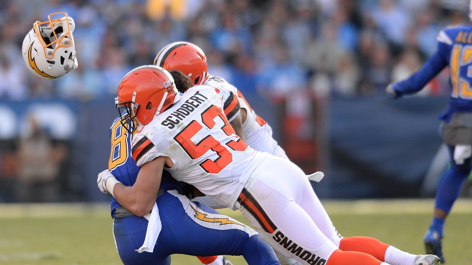 Grandma is disappointed: Joel Bitonio named first Pro Bowl alternate - The  Athletic