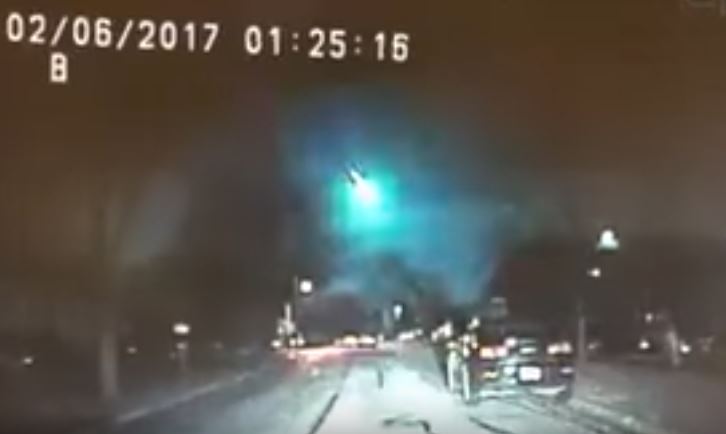 Fireball spotted in Midwest sky, may have landed in Lake Michigan ...