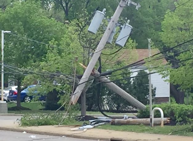 Police: Westlake school bus crash causes power outage, 2 with minor ...